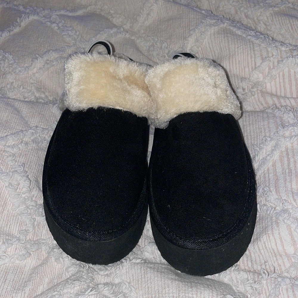 MUDD platform slipper shoes